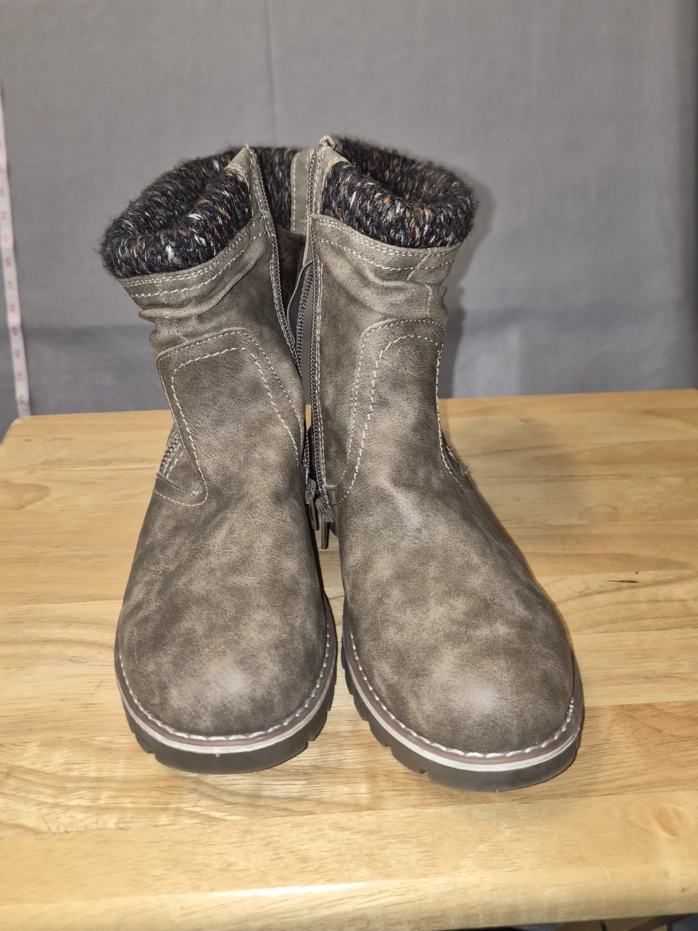 Patrizia Women’s Ankle Boots – Size 9